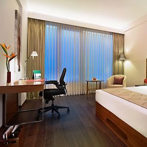 Executive Room Pool View Twin Bed on Food & Soft Beverages